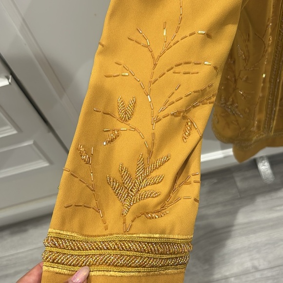 DESIGNER 3 Piece Suit Skirt, Shirt and Blazer Embroidered Mustard Jacket 14 - Picture 4 of 6